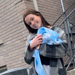 Meet your Posher, Emma